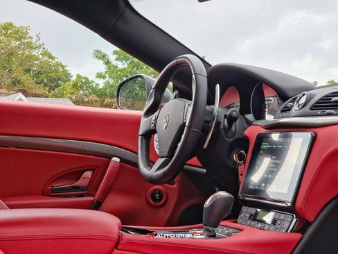 Used 2018 Maserati GranTurismo Sport RWD image 30