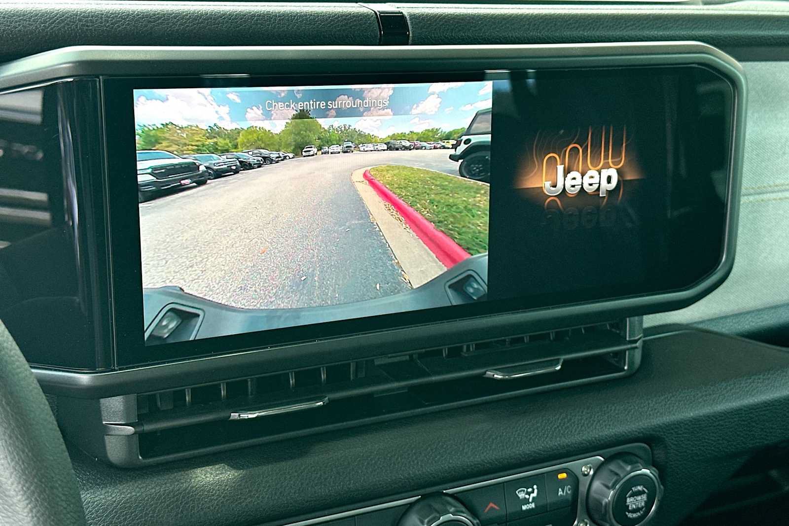 New 2026 Jeep Gladiator Sport AWD/4WD image 20