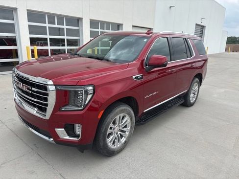 Used 2023 GMC Yukon SLT w/ SLT Premium Package AWD/4WD image 7