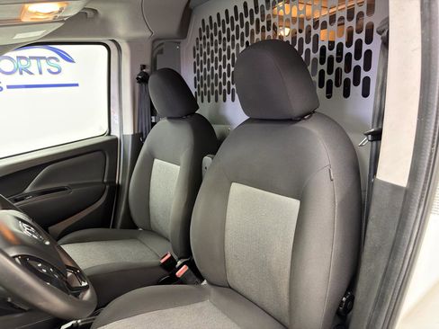 Used 2022 RAM ProMaster City Tradesman image 11
