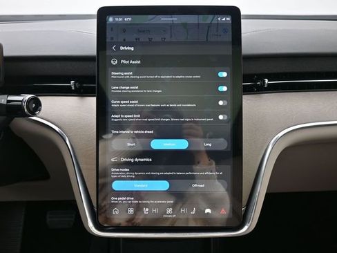 New 2026 Volvo EX90 Plus image 16