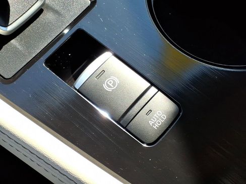 Used 2021 Nissan Rogue SL image 18