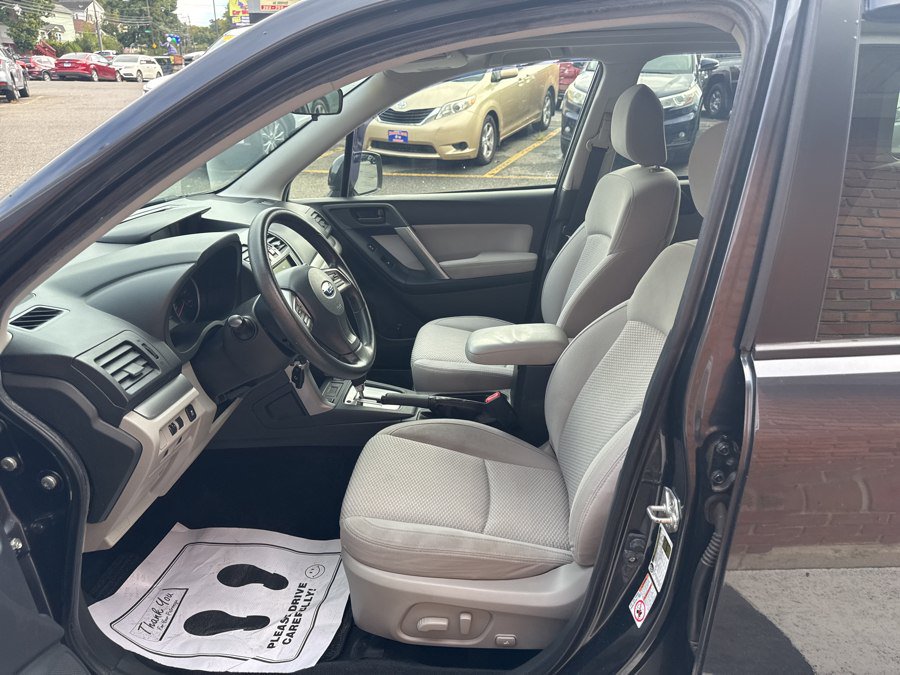 Used 2015 Subaru Forester 2.5i Premium w/ All-Weather Package AWD/4WD image 16