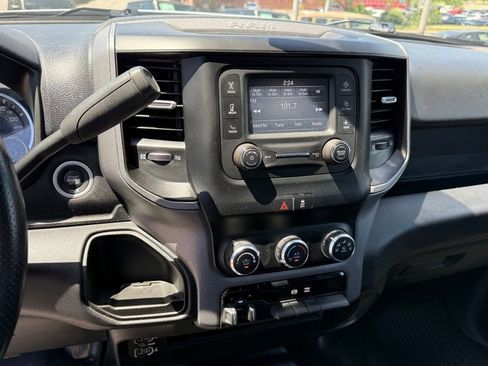 Used 2023 RAM 3500 Tradesman w/ Chrome Appearance Group AWD/4WD image 19
