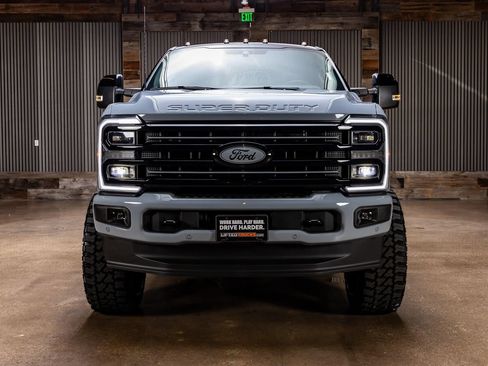 Used 2026 Ford F250 Platinum AWD/4WD image 2
