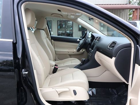 Used 2014 Volkswagen Jetta TDI FWD image 17