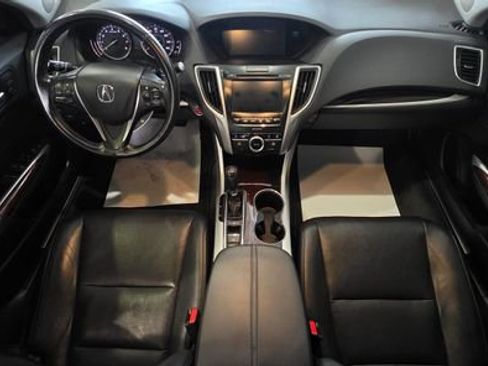 Used 2017 Acura TLX w/ Technology Package image 31