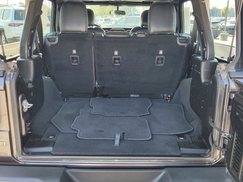 Used 2021 Jeep Wrangler Unlimited Sport image 11