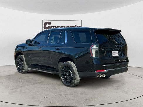 Used 2026 Chevrolet Tahoe Premier image 3