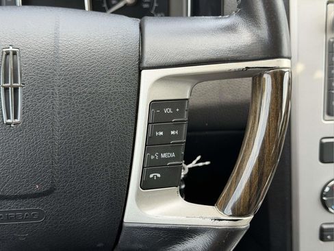 Used 2008 Lincoln MKX AWD image 7