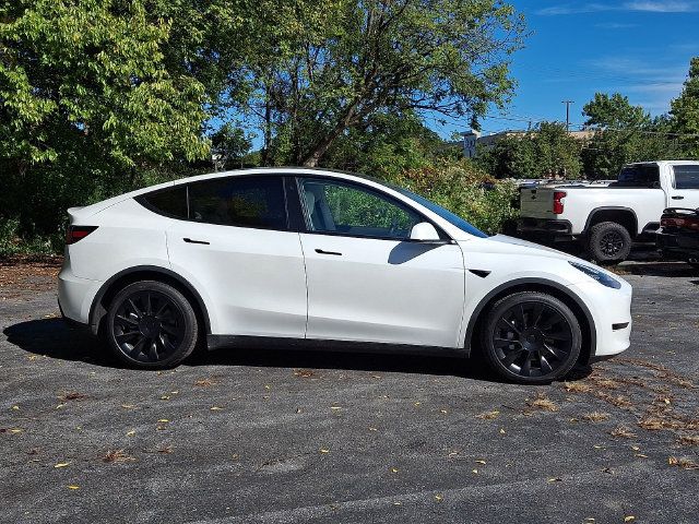 Used 2021 Tesla Model Y Long Range AWD/4WD image 8