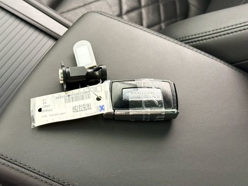 Certified 2022 Jaguar F-PACE S AWD/4WD image 17