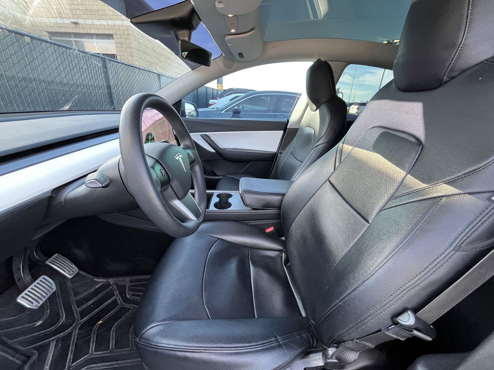 Used 2021 Tesla Model Y Long Range AWD/4WD image 7
