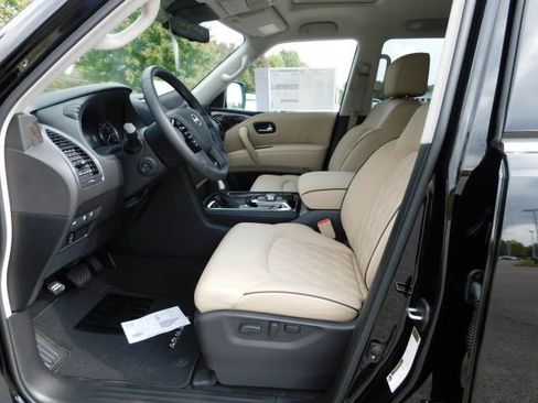 Used 2022 Nissan Armada Platinum w/ Captain's Chairs Package AWD/4WD image 6