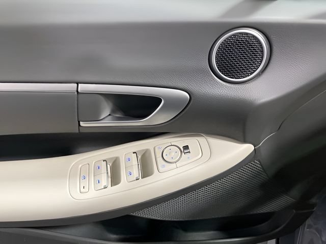 Used 2025 Hyundai Sonata SEL FWD image 9