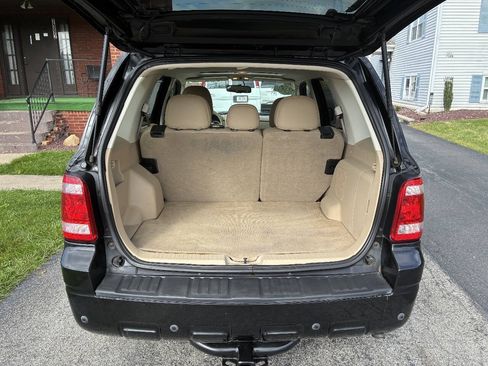 Used 2011 Ford Escape Limited w/ 302A Rapid Spec Order Code AWD/4WD image 10