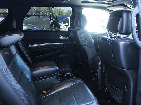 Used 2017 Dodge Durango R/T w/ Technology Group image 18