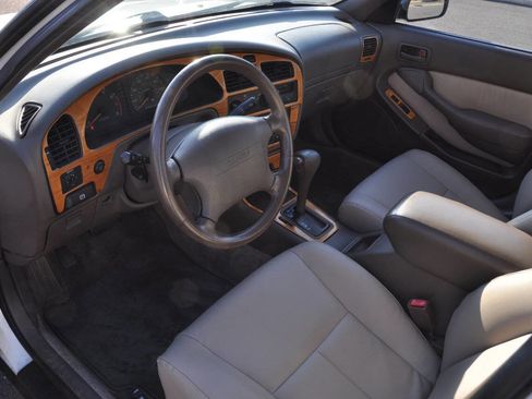 Used 1996 Toyota Camry LE FWD image 24