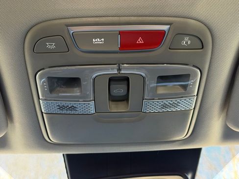 Certified 2023 Kia Telluride EX w/ EX Captain's Chair Package image 39