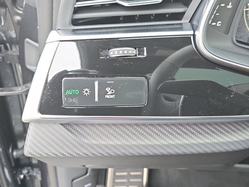 New 2026 Audi RS Q8 performance image 24