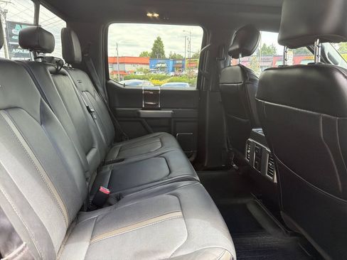 Used 2016 Ford F150 Platinum w/ Equipment Group 701A Luxury AWD/4WD image 20