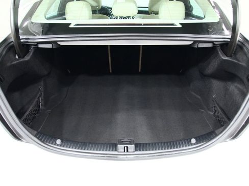 Used 2017 Mercedes-Benz C 300 4MATIC Sedan image 27