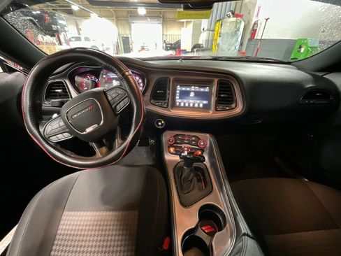 Used 2012 Dodge Challenger R/T w/ Sound Group II RWD image 7