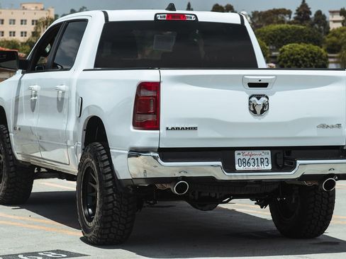 Used 2024 RAM 1500 Laramie image 12