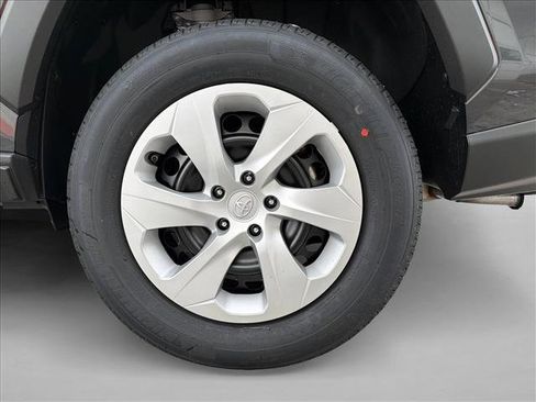 New 2025 Toyota RAV4 LE image 9