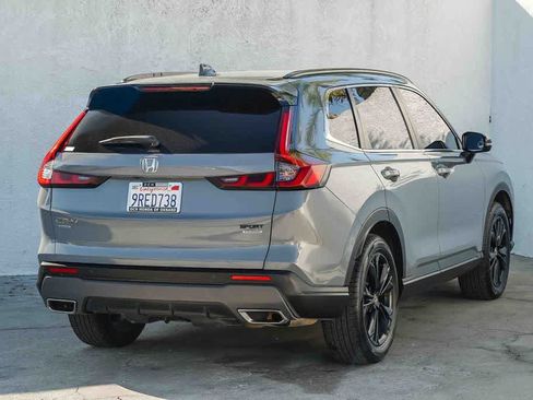 Used 2025 Honda CR-V Sport Touring image 4