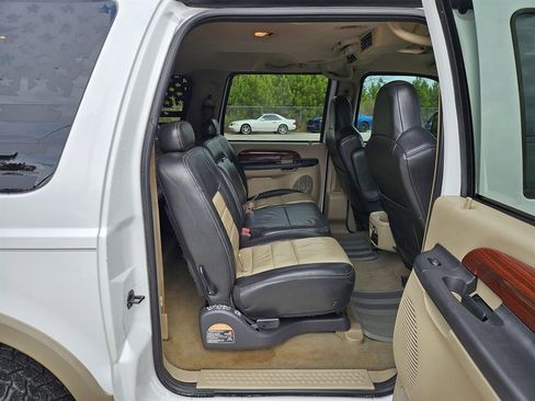 Used 2005 Ford Excursion Eddie Bauer image 10