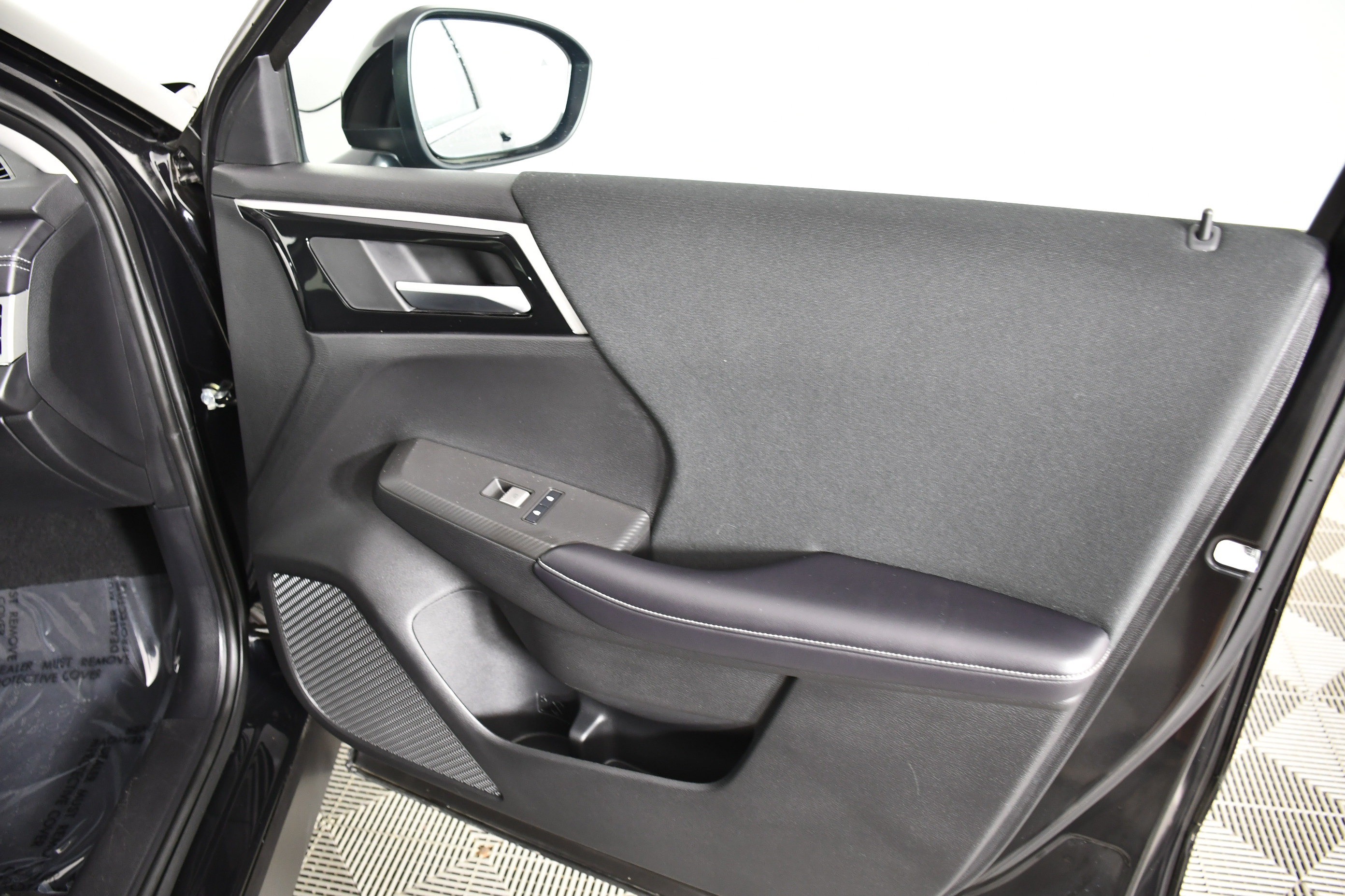 Used 2025 Mitsubishi Outlander ES AWD/4WD image 38