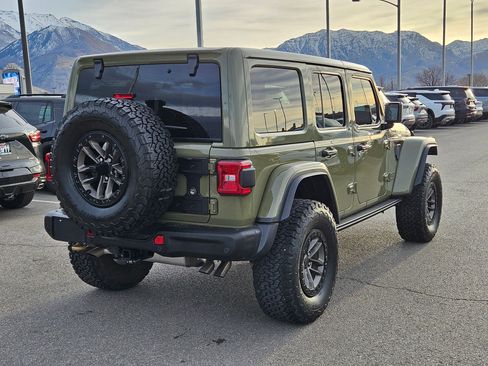 Used 2025 Jeep Wrangler Unlimited Rubicon 392 image 3