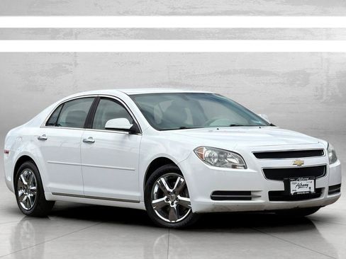 Used 2012 Chevrolet Malibu LT FWD image 2