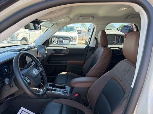 Used 2025 Ford Bronco Sport Outer Banks w/ Outer Banks Tech Package+ image 9