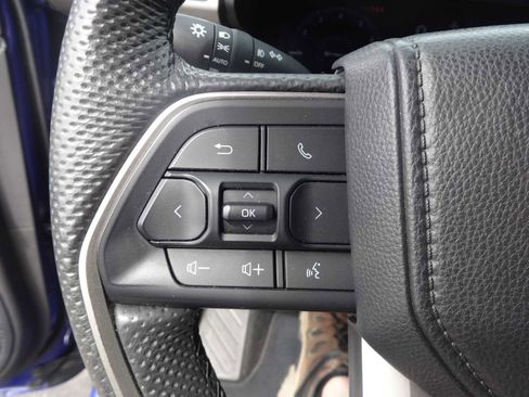 Used 2024 Toyota Tacoma Limited w/ Limited Package (LT) image 25