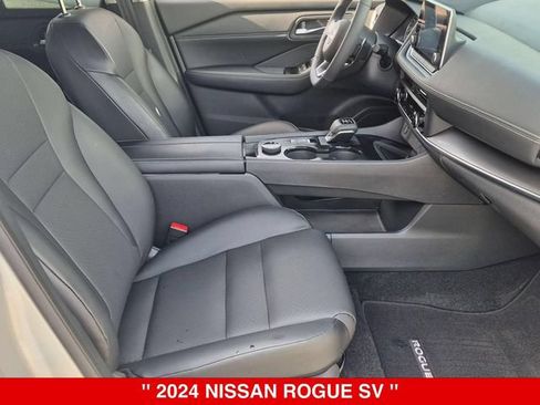Certified 2024 Nissan Rogue SV w/ SV Premium Package AWD/4WD image 39