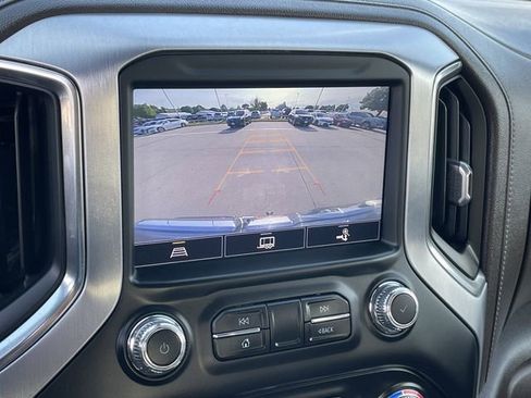 Used 2022 GMC Sierra 1500 SLT AWD/4WD image 18