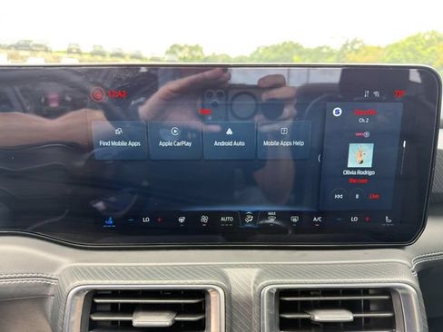 Used 2024 Ford Mustang Premium RWD image 33