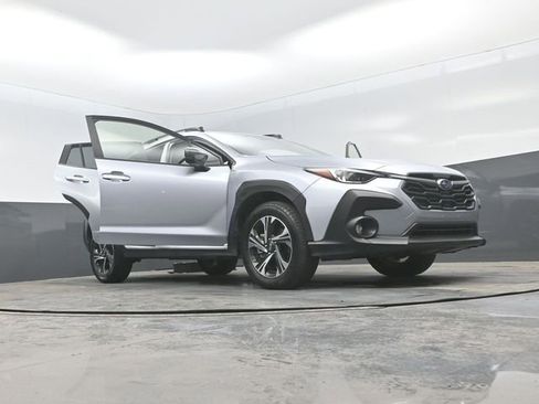 Used 2025 Subaru Crosstrek 2.0i Premium AWD/4WD image 30
