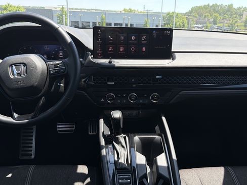 Used 2024 Honda Accord Sport image 33