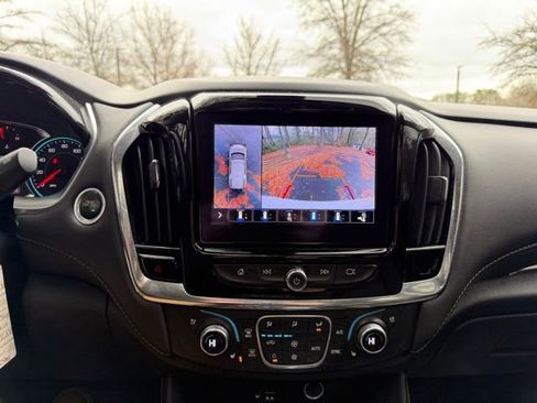 Used 2020 Chevrolet Traverse Premier w/ Redline Edition image 11