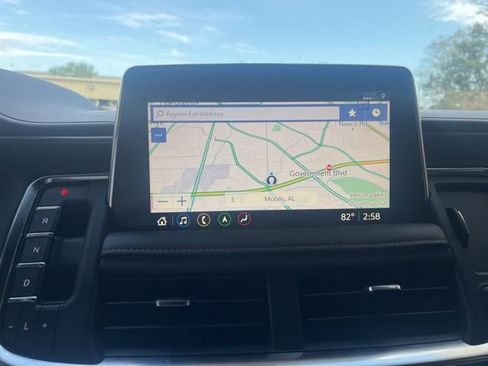 Used 2021 GMC Yukon AT4 w/ AT4 Premium Plus Package image 18