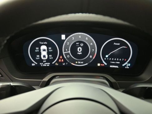 Certified 2026 Porsche 911 Carrera image 12