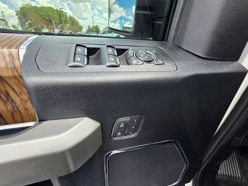 Certified 2019 Ford F150 Lariat w/ Equipment Group 502A Luxury AWD/4WD image 12