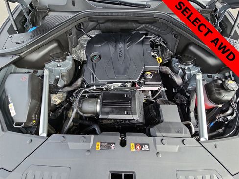 Certified 2025 Genesis GV80 2.5T Select image 13