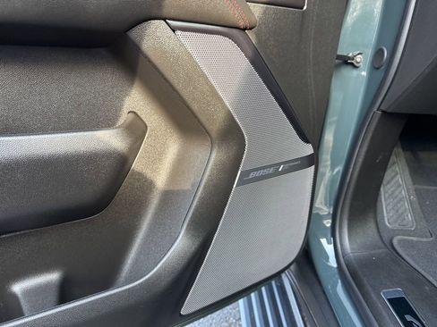 Used 2025 GMC Yukon AT4 Ultimate image 13