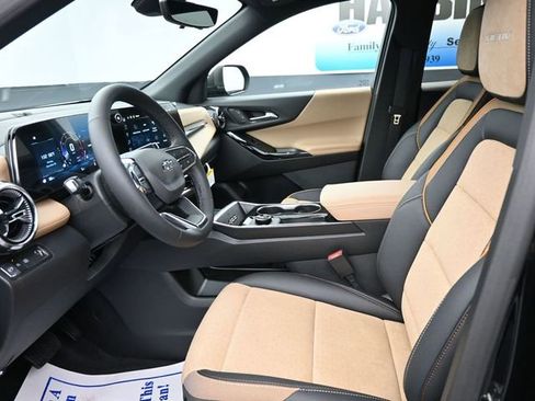 New 2026 Chevrolet Equinox ACTIV w/ Convenience Package III image 13