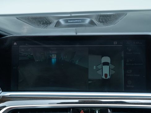 Used 2019 BMW X7 xDrive50i w/ Off-Road Package AWD/4WD image 15