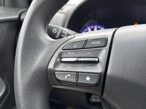 Used 2023 Hyundai Kona SEL w/ Cargo Package image 18